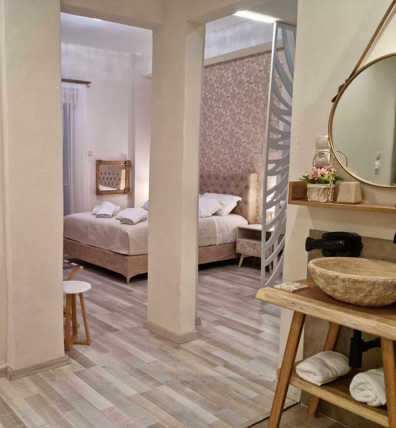 Golden City Center Suites Rhodes City Dış mekan fotoğraf