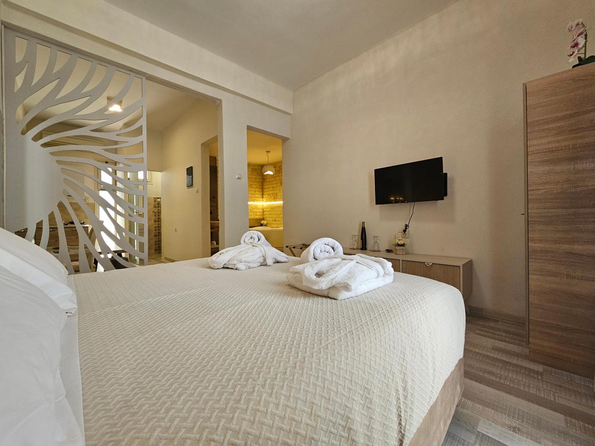 Golden City Center Suites Rhodes City Dış mekan fotoğraf
