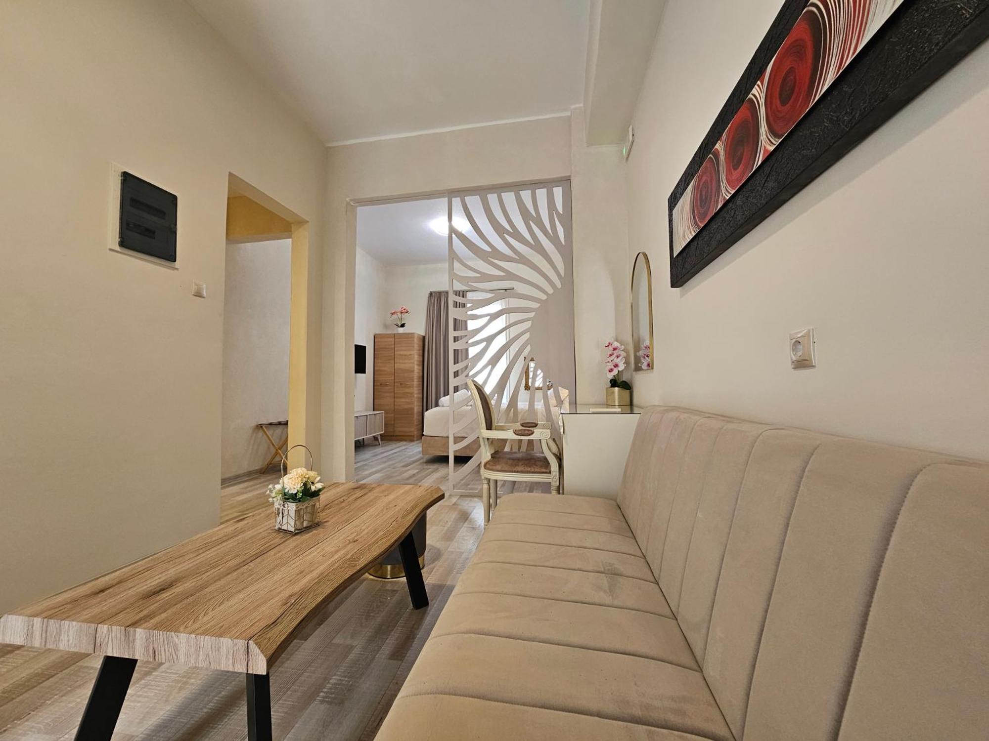 Golden City Center Suites Rhodes City Dış mekan fotoğraf