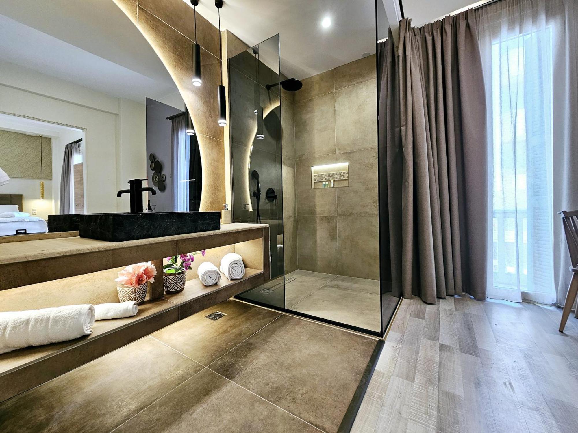 Golden City Center Suites Rhodes City Dış mekan fotoğraf