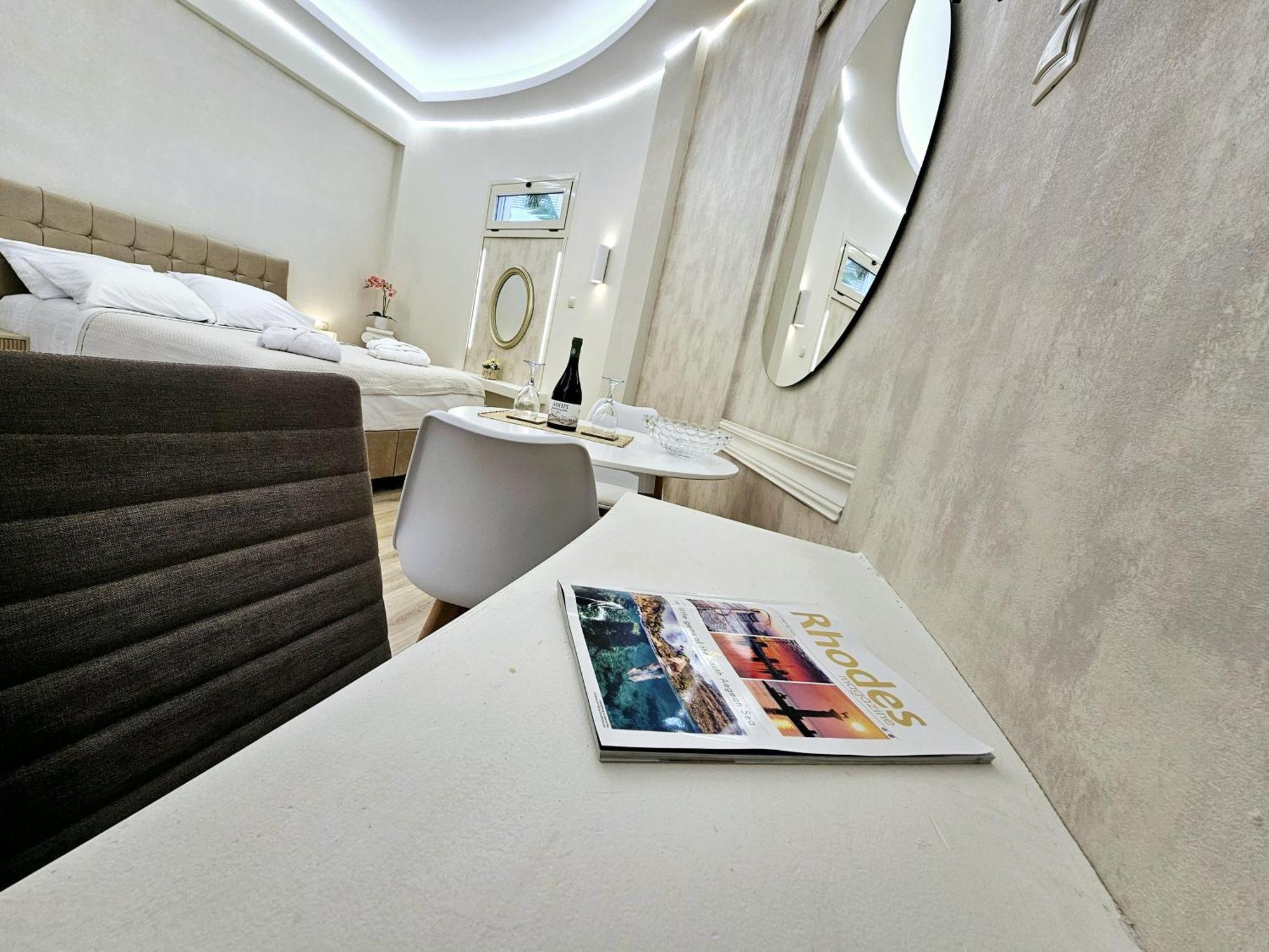 Golden City Center Suites Rhodes City Dış mekan fotoğraf