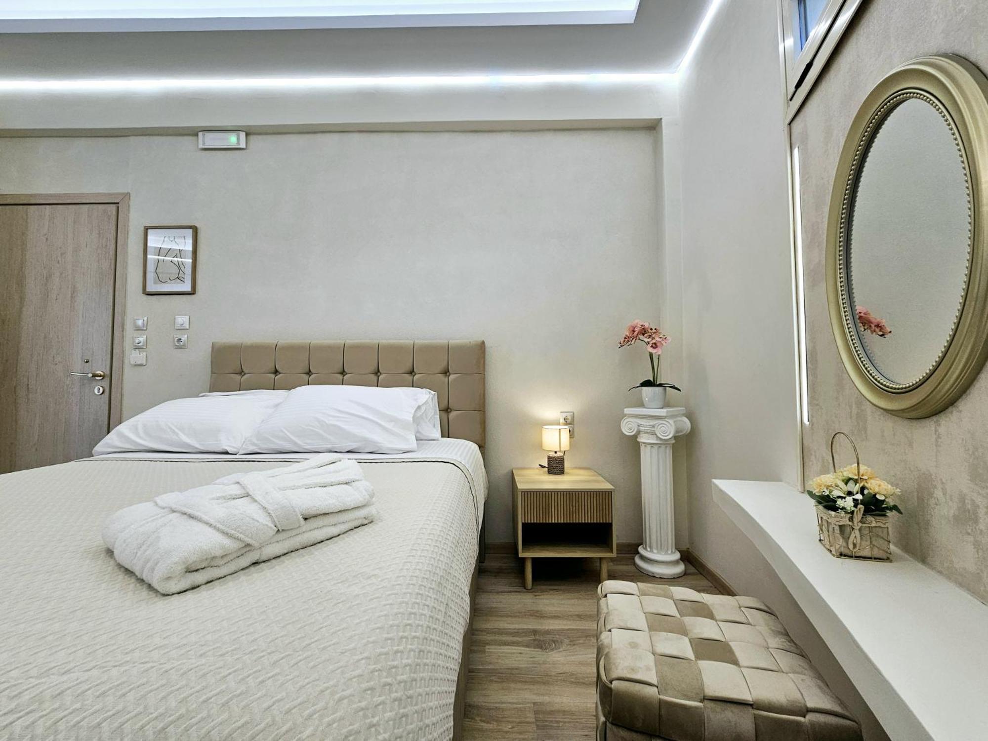 Golden City Center Suites Rhodes City Dış mekan fotoğraf