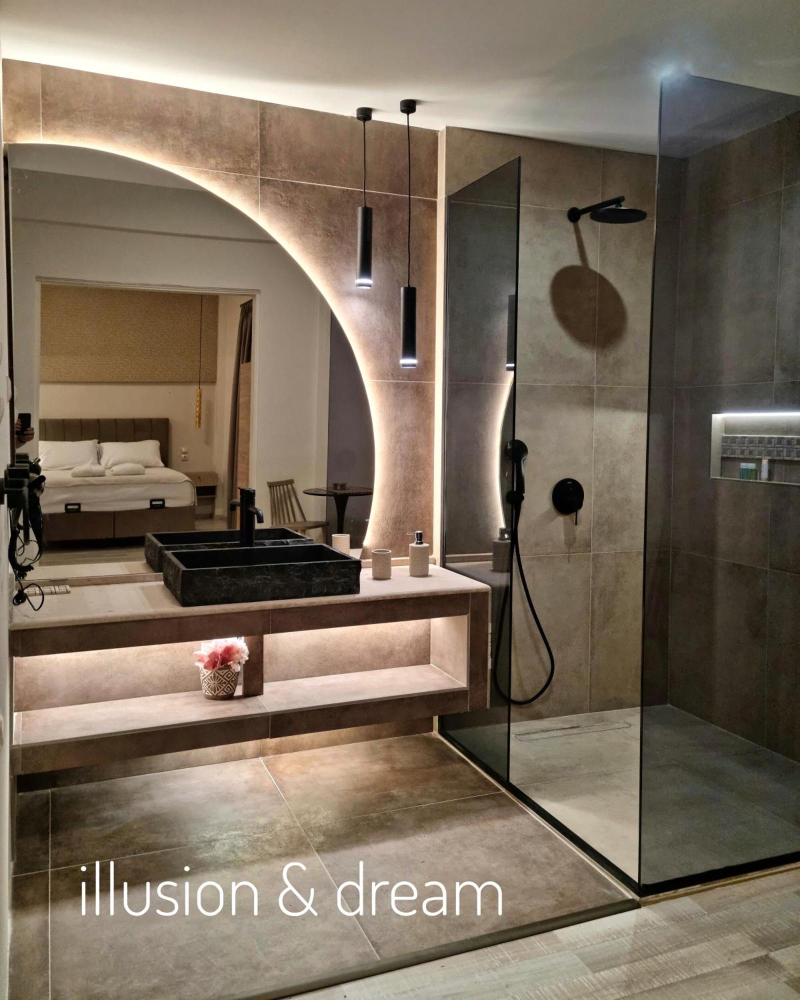 Golden City Center Suites Rhodes City Oda fotoğraf