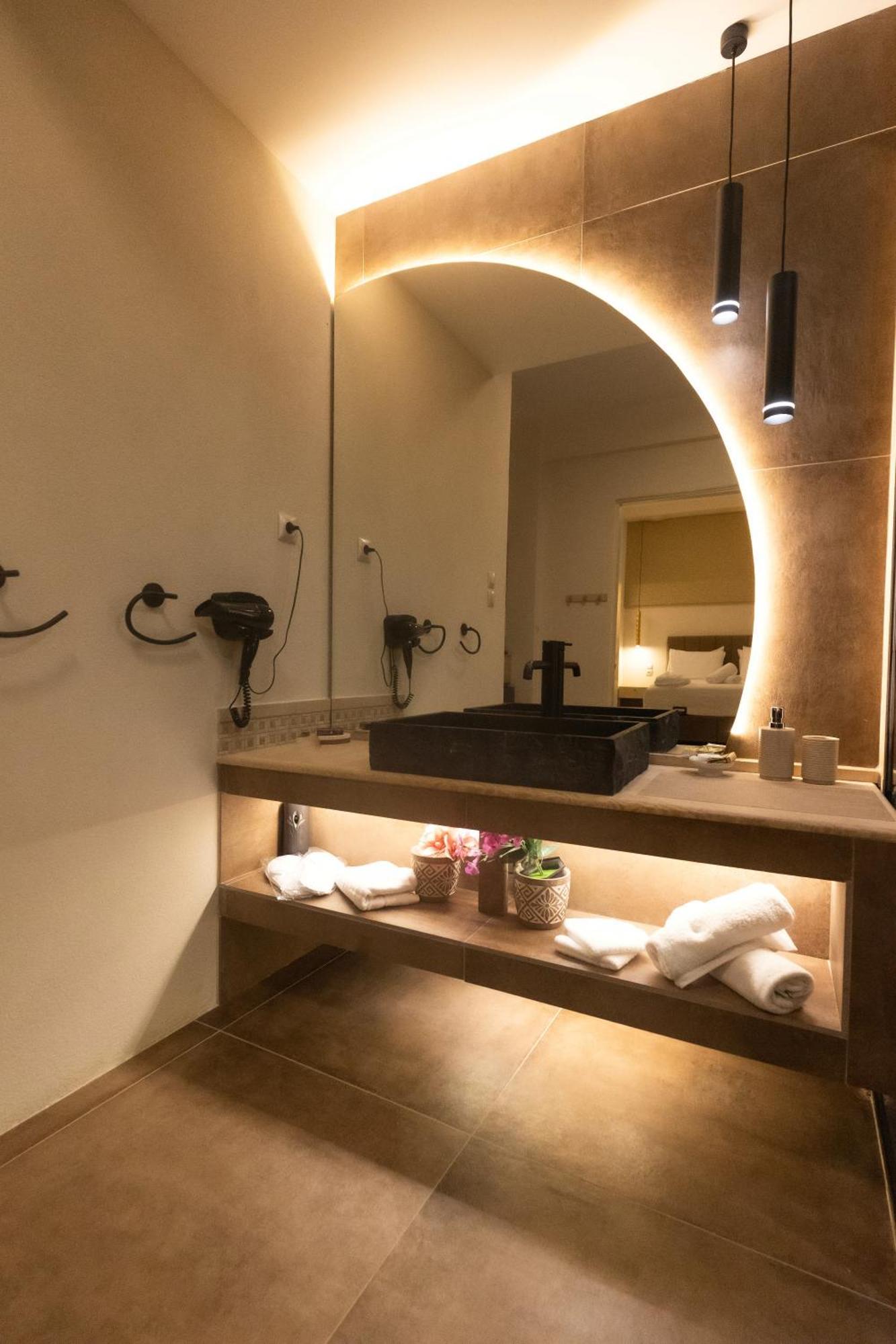 Golden City Center Suites Rhodes City Dış mekan fotoğraf