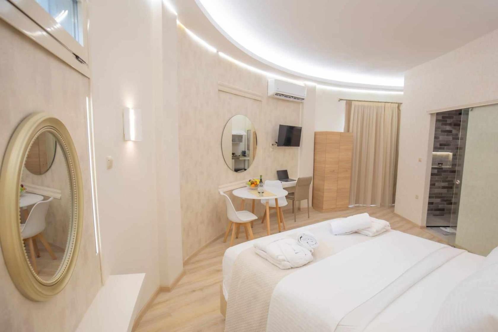 Golden City Center Suites Rhodes City Dış mekan fotoğraf