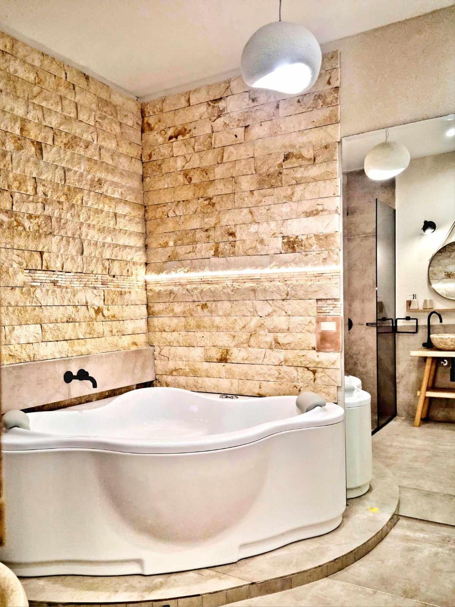 Golden City Center Suites Rhodes City Dış mekan fotoğraf