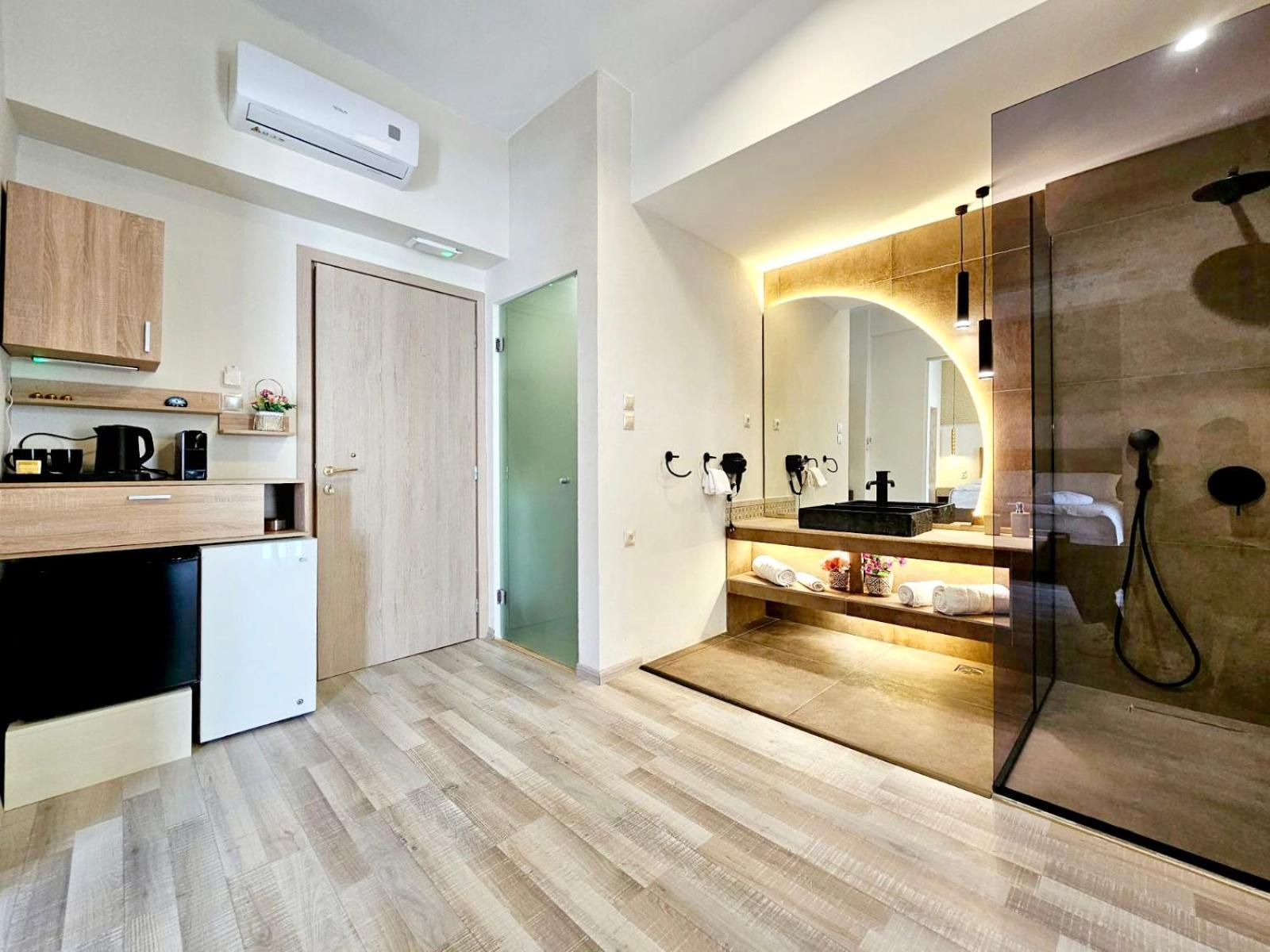 Golden City Center Suites Rhodes City Dış mekan fotoğraf
