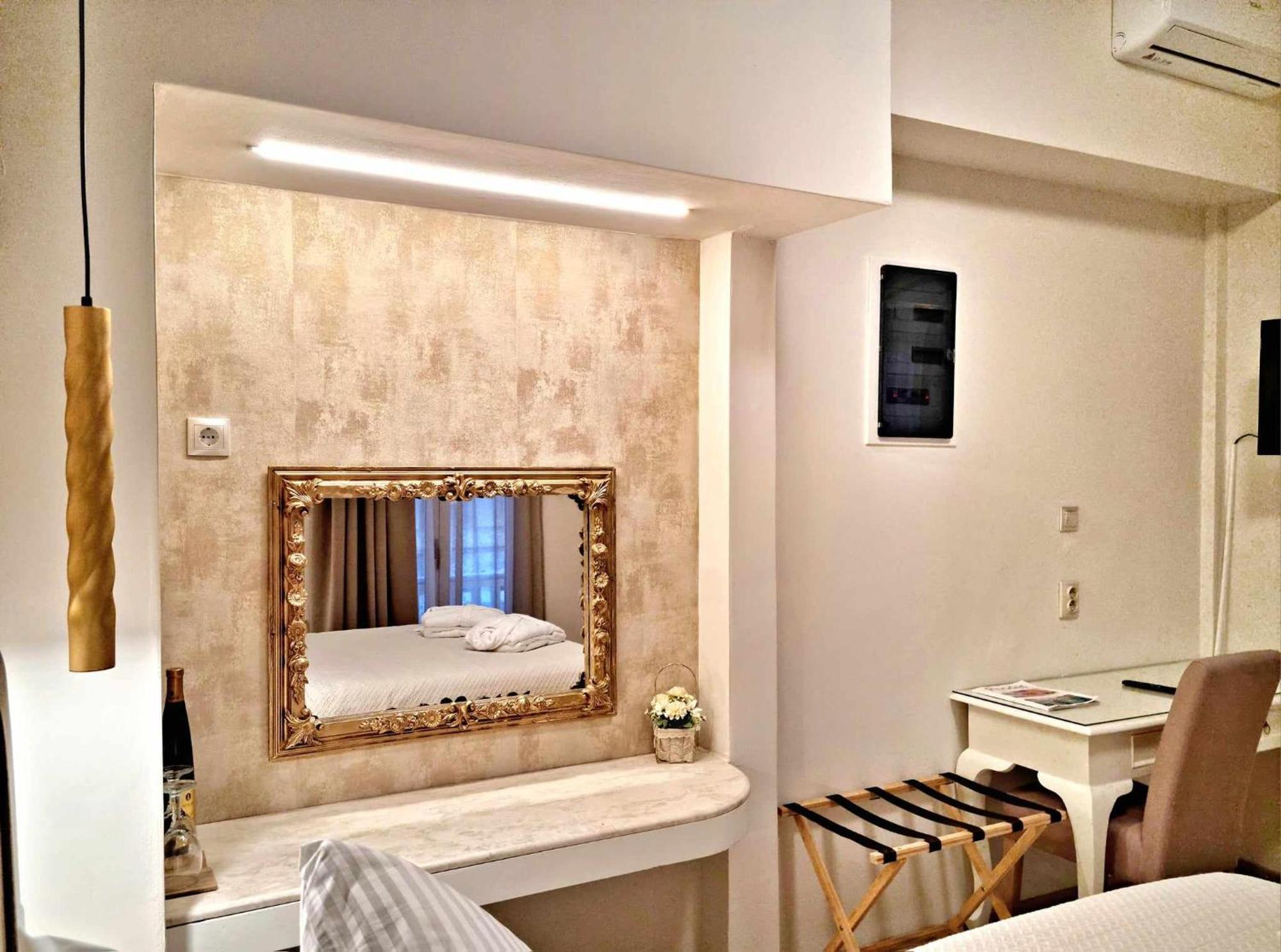 Golden City Center Suites Rhodes City Dış mekan fotoğraf